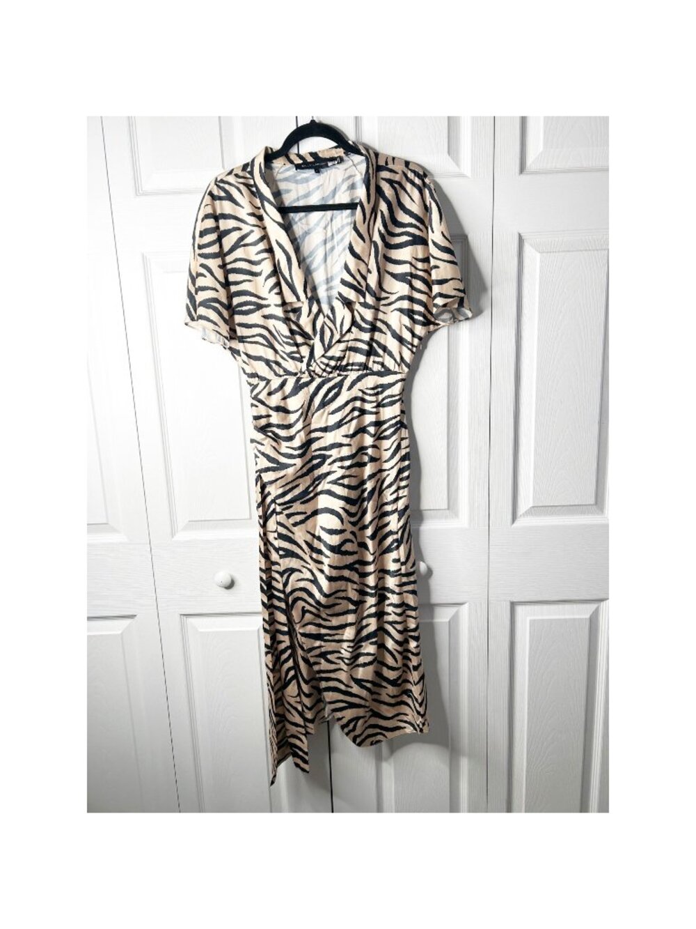 Sally LaPointe Zebra Print Cream Black Drop Collar Satin Dress Women's Size 4